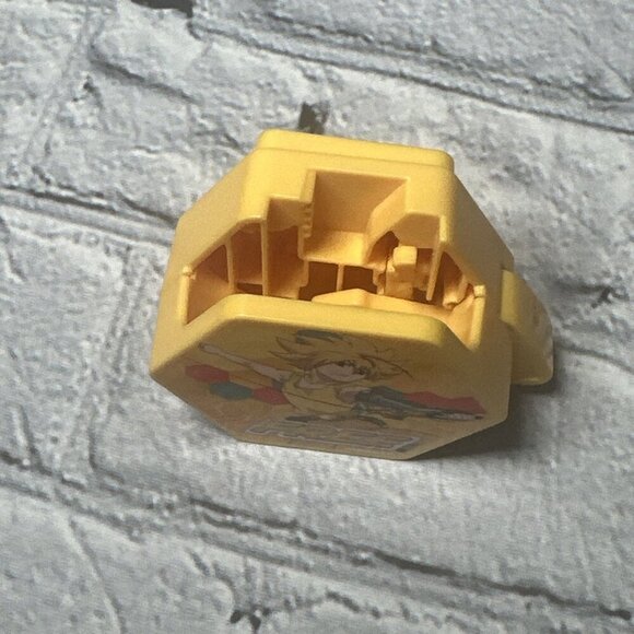 McDonald's Happy Meal Toy 2020 Beyblade Burst #4 Free & Fafnir - Picture 3 of 8